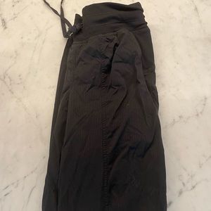 Dance Studio Mid-Rise Jogger
Full Length